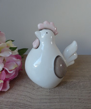 Deko Huhn aus weißer Keramik