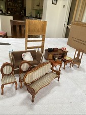 Vintage Puppenstubenmöbel