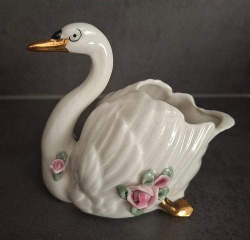 Schöner schwan als vase - schöner,