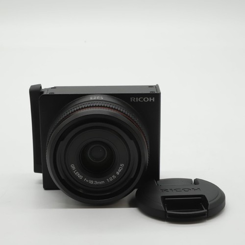 Ricoh gxr camera - camera, lens