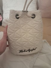 Crossbody Beutel Tasche von Karl Lagerfeld. Leder. Neu