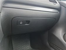 Handschuhfach VW Golf VI 5K