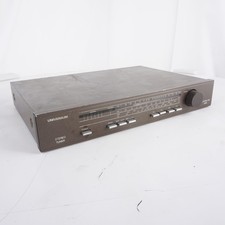 Universum Qelle Stereo Tuner T