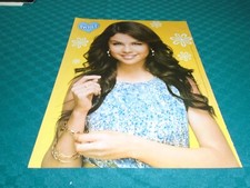 SELANA GOMEZ      POSTER COLOR