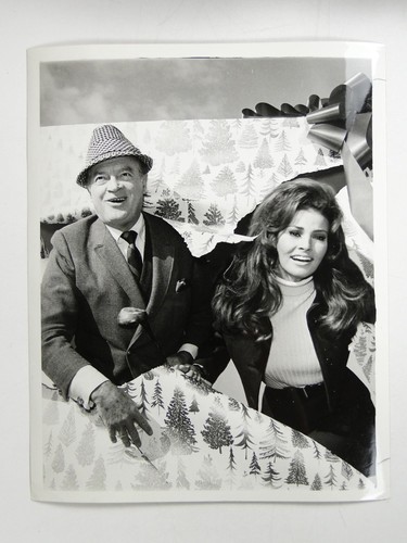 Bob hope raquel welch - bob,
