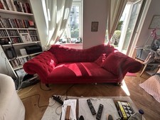 Sofa , mit vier Kissen, hoher Lehne und grosser  Sitztiefe