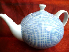 Arzberg Teekanne Bastdekor 2000  Hutschenreuther Stempel 0,7 Liter s.g. Zustand!