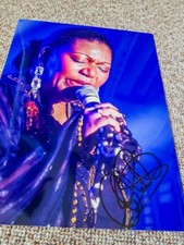 Boney M. Liz - Original in person Autogramm auf Foto