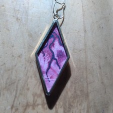 Ohrhänger Seidenmalerei rot schwarz Brisur und Kessel 24 Karat Hartvergoldet 