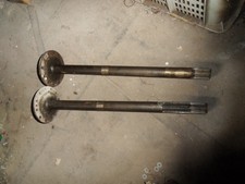 2 Stück Multicar M25 Steckachsen Hinterachse Antriebswellen rechts und links