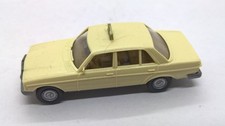 Wiking 149 Mercedes MB 240D W123 Taxi beige (78)