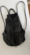 Rucksack Aus Leder Von Cos Schwarz