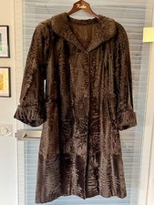 Wunderschöner Breitschwanz Persianer Pelzmantel Braun ohne Gebrauchsspuren 