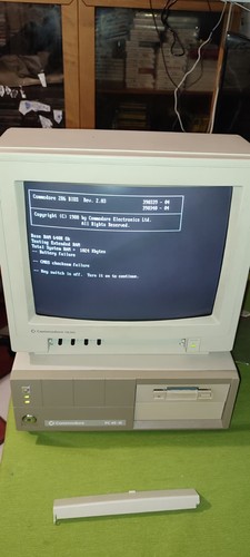 Computer commodore iii - commodore, 40