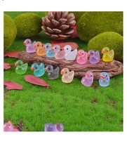 100 Stück Mini Leuchtende Harz Tiere Bunte Enten Figuren Miniatur