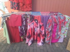 Damenkleidung Konvolut ca. 45x Blusen Röcke Kostüme Ü70 44/46/48/50
