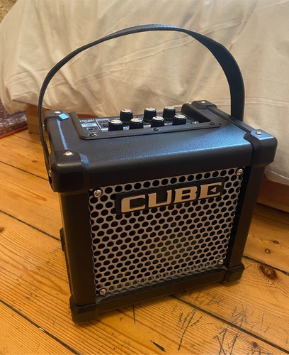 Roland micro cube combo - roland,