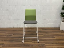 Kinnarps Barhocker stapelbar