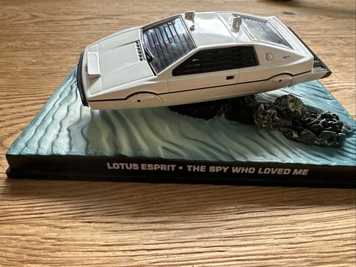 James bond 007 lotus esprit - lotus,