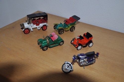 Oldtimer modellautos 1 - +,