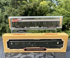 Pair of Liliput HO Gauge