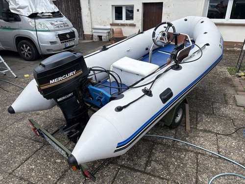 Schlauchboot mit motor viel - schlauchboot,