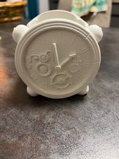 Uhr- Blumentopf - Übertopf Deko Figur Stiftehalter sehr filigran und dekorativ