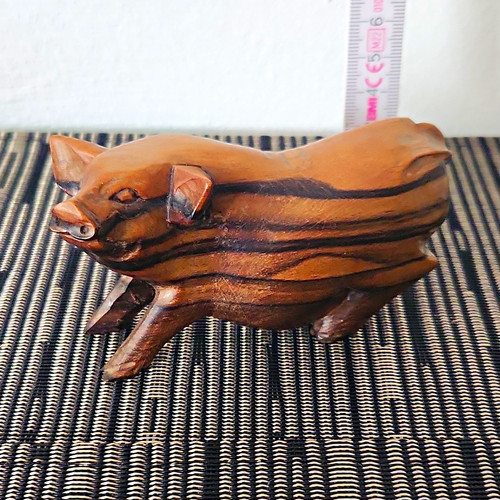 Handgeschnitzte holzfigur - handgeschnitzte,