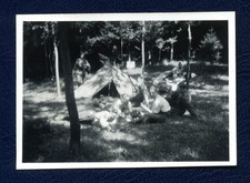 372) Orig. Foto 45. ID - Einmarsch Böhmen Mähren - Soldaten beim Biwak Tarn Zelt