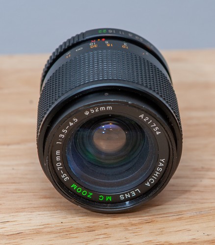 Yashica zoom 70mm - yashica,