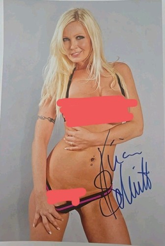 Vivian schmitt - vivian,