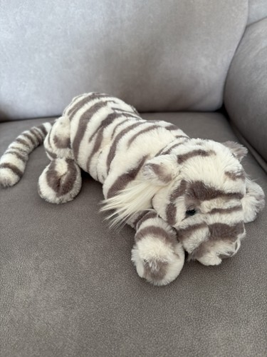 Jellycat little sacha snow - little,