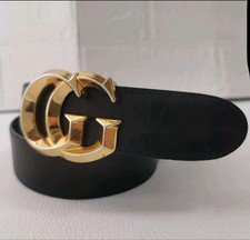 Gucci GG Marmont Ledergürtel Schwarz mit Goldschnalle Italy