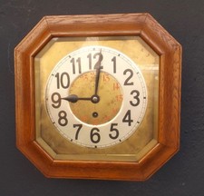 schöne alte Pfeilkreuz