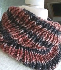 NEU!!! Loop Strick handmade Wolltuch Schal 