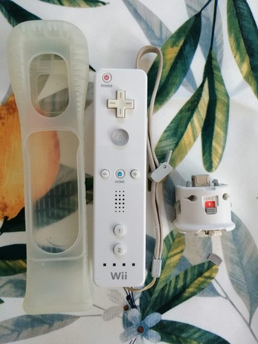 Nintendo wii remote controller - wii,