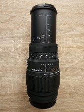 Sigma 70-300mm f/4-5.6 DG