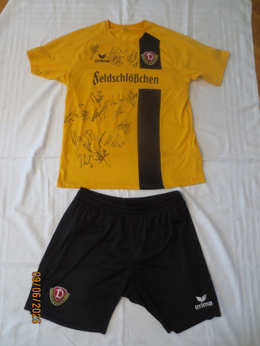 Sondertrikot dynamo dresden - sondertrikot:,