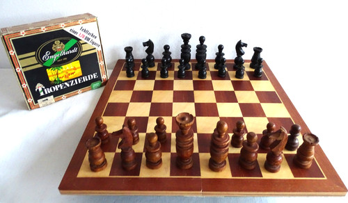 Antike schach figuren holz - schach,