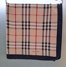 BURBERRY Schal. Klassisches