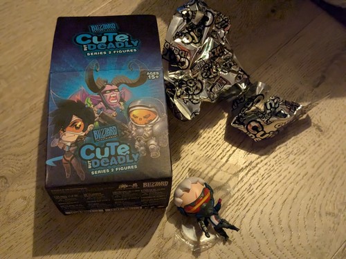 Figur overwatch cute but - -,