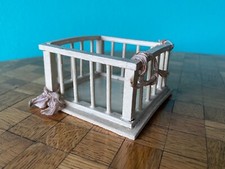 Alter Laufstall  große Puppenstube Puppenhaus  dollhouse playpen