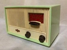 Vintage MCM German Nora Radio