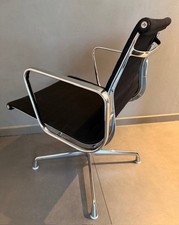 Vitra EA 107 Aluminium Chair Eames Hopsak Schwarz Konferenz-/Besucherstuhl Alu