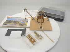 MZZ 5000 Bausatz Holz-Dreibock-Kran HO angefangen sehr schön Anleitung