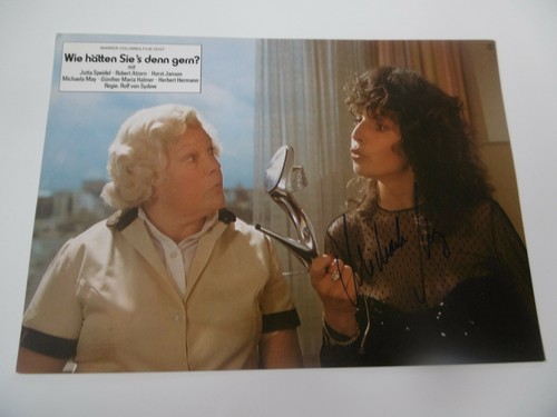 Michaela may autogramm - michaela,