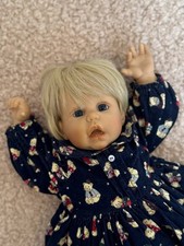 Künstlerpuppe Mara Rolanda