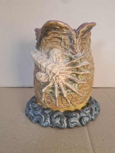 Alien facehugger xenomorph - facehugger,