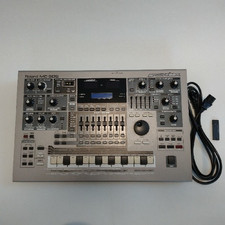 Roland MC-505 Groovebox