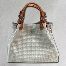 Handtasche grau braun Florence Tasche geprägtes Flechtmuster Leder OTF164K